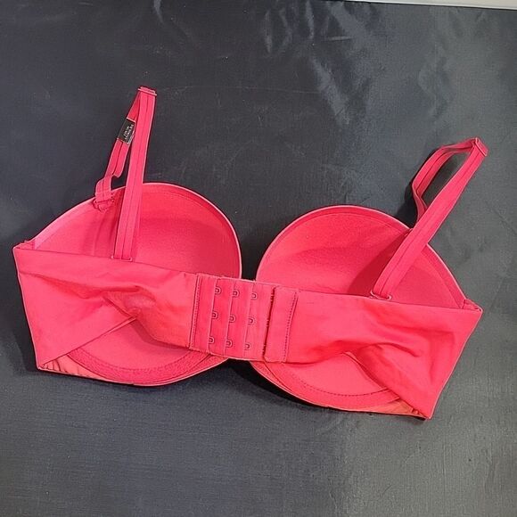 BRAND NEW  SPARKLE RED VICTORIA SECRET WOMEN"S BRA - Picture 9 of 11